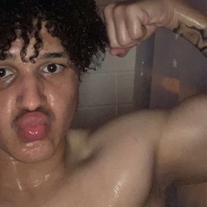 Meet your Posher, Zach